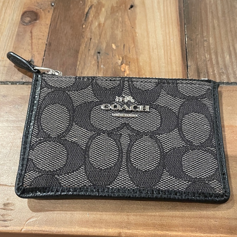 Coach Monogram Black and Gray Card Holder